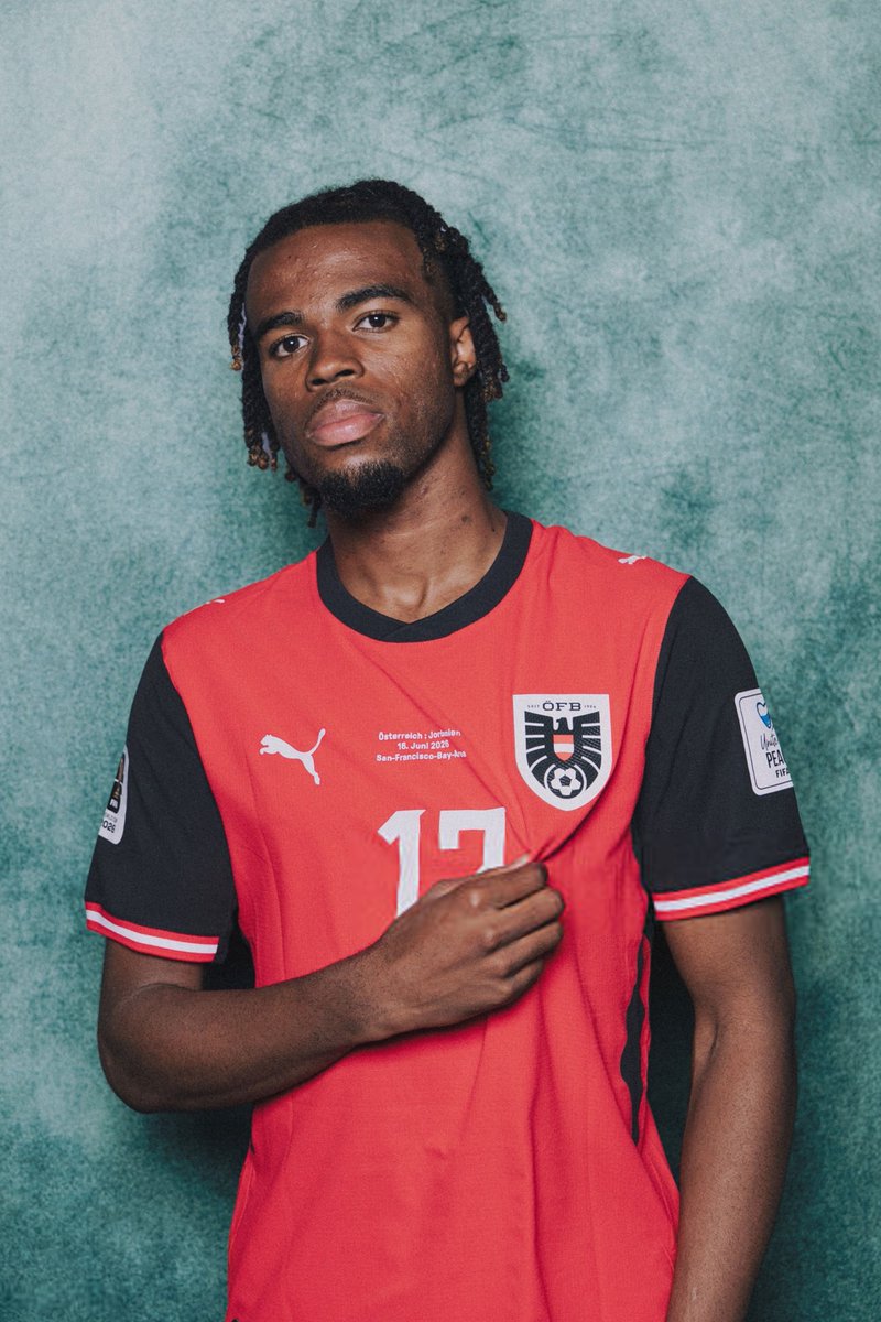 HQpcrt's tweet photo. Carney Chukwuemeka #FIFAWorldCup https://t.co/Z1kizBrRMP