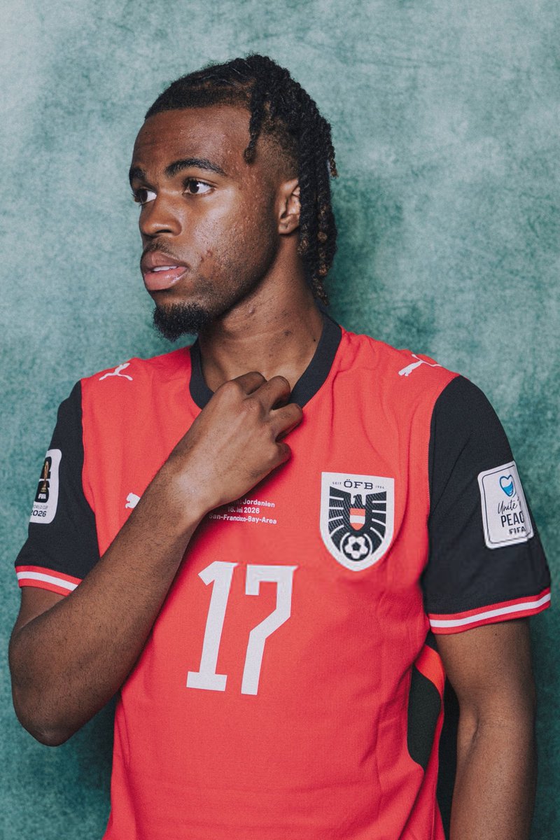 HQpcrt's tweet photo. Carney Chukwuemeka #FIFAWorldCup https://t.co/Z1kizBrRMP
