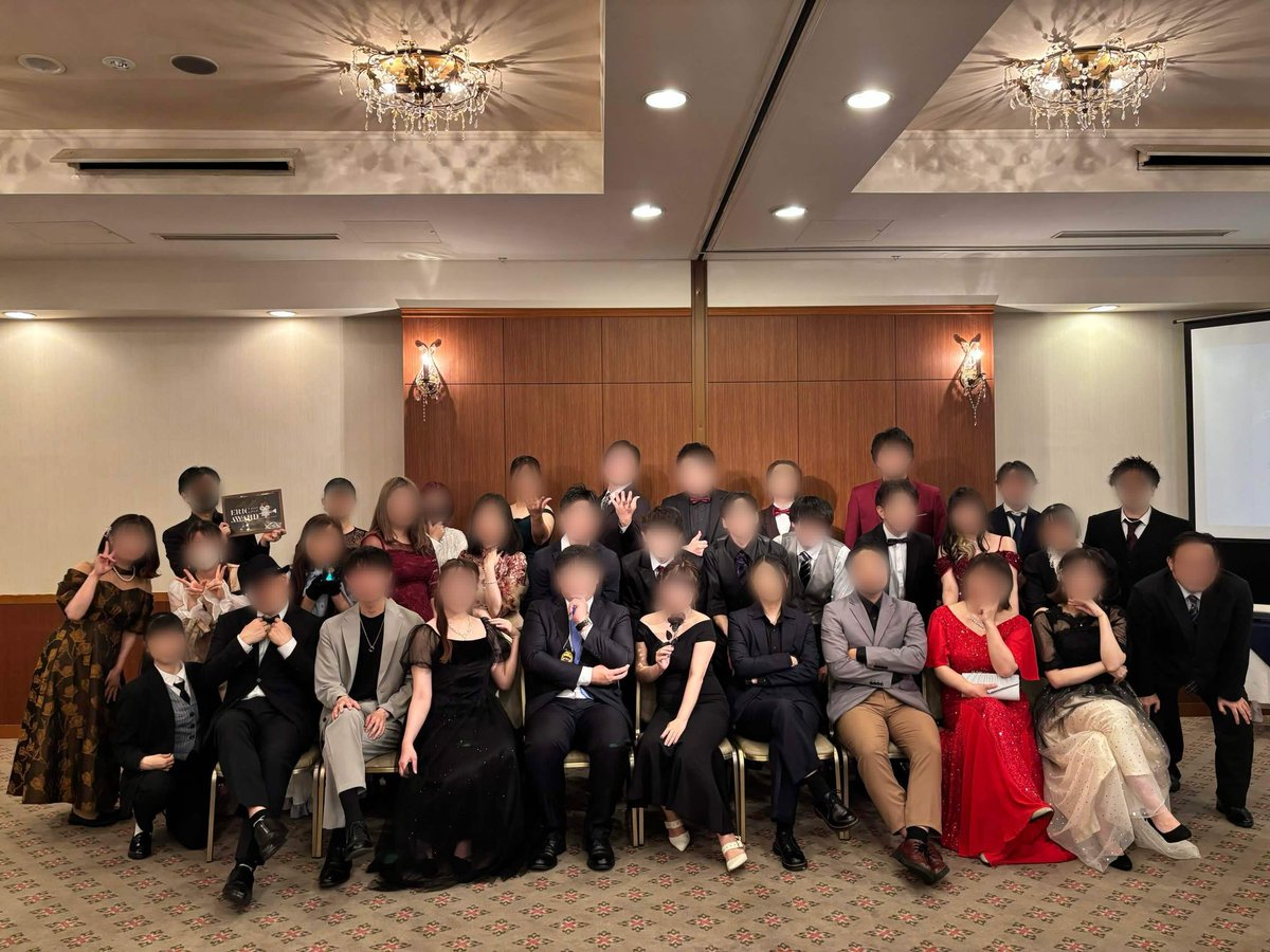 Bk54mf's tweet photo. 【エリックアワード】
エヴリム・メリックで通過してきました～！
やること沢山でわちゃわちゃだったけどめっちゃ楽しかった！！
みんなの衣装も素敵でマジで最高のパーティでした✨

#エリックアワード_らざにあ班
#らざにあ愛好会
#260607𝑾𝒐𝒓𝒍𝒅𝑺𝒕𝒂𝒓卓 https://t.co/WYVckEjFH6