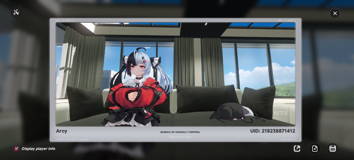 ArcyCola5's tweet photo. Me when I contemplate between using tomato devil and debt collector skill (oh no a wild nte mobile player) https://t.co/iVO7pbndRH