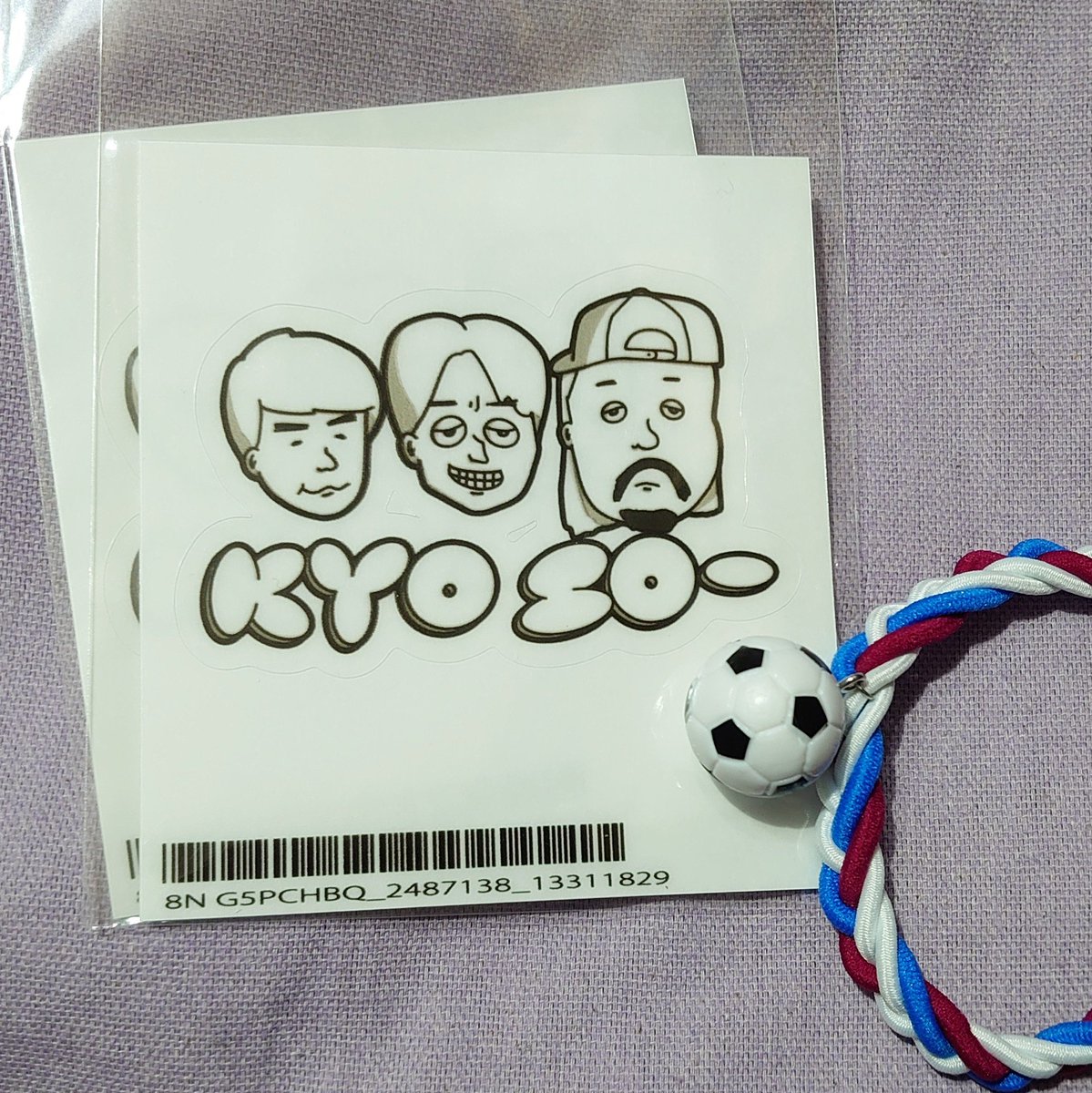 mi_rock369's tweet photo. 週末 ＃kyo_so へ⚽️
楽しすぎて若干酸欠にw♪
夢が詰まった膨らみをあんなに聴くとは初だ！🤭
コレに持ってかれて他の曲の記憶が薄れてるw
セトリお願いします🙏
①監督＆⚽️ ②アウェイユニフォーム
お知らせも期待大！！！
毎回たのしーなーーー🥰

＃沖野晃司 さん
＃岡部直弥 さん
＃okky さん https://t.co/kBX9d1gokb