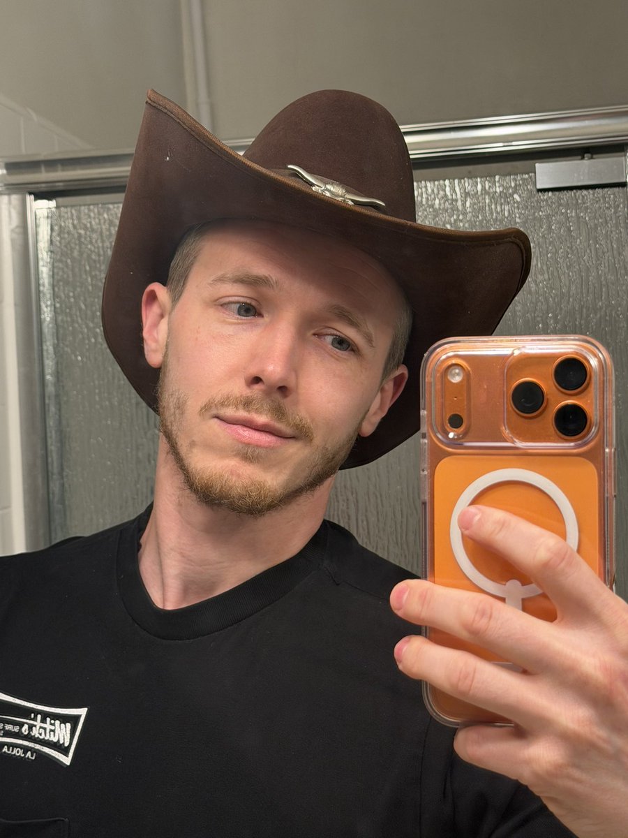 matthallplays's tweet photo. Yeehaw https://t.co/SBxUAeyhES