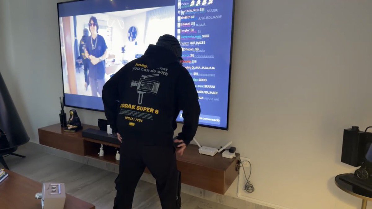 juansquack's tweet photo. okai, que se vea que no está ciego🤗 https://t.co/zq4Gn4Qv9C