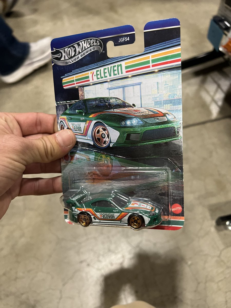 HashKetchum408's tweet photo. So many fire pick ups at the toy show today! https://t.co/BMa9B61TD5