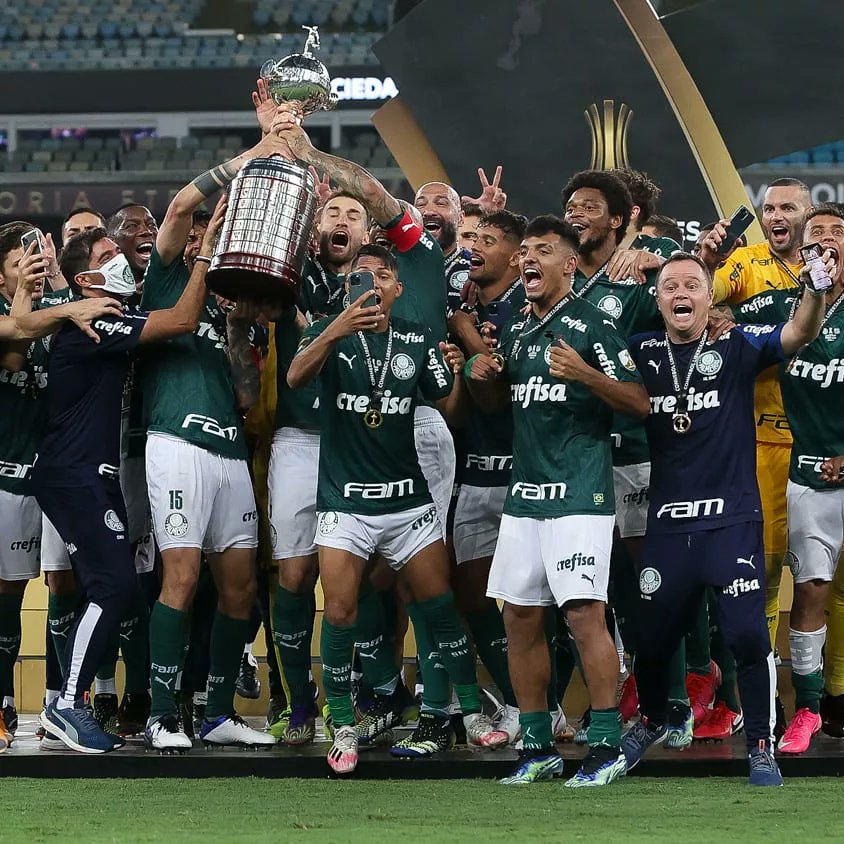 Djs_655's tweet photo. @karloss19991 Ganhar a Libertadores ai é pra poucos https://t.co/V74UmRmLKR