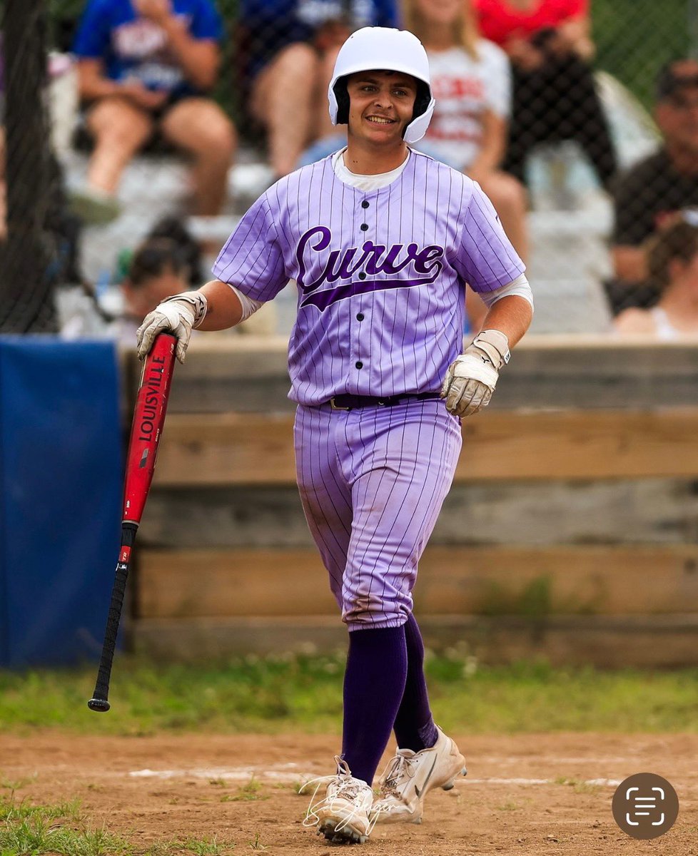 D_Warren2026's tweet photo. Fun weekend with the Kansas Curve batting .375 so far. https://t.co/Rbehi5vMPc