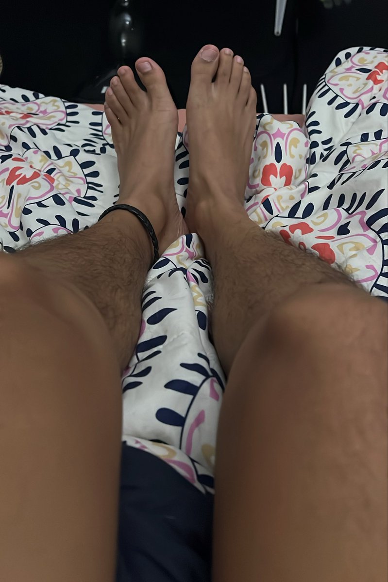 jamesw_adm's tweet photo. Necesito un masaje 👣 

#Masaje #Relax #Home #Domingo https://t.co/8lfCPkyuwK