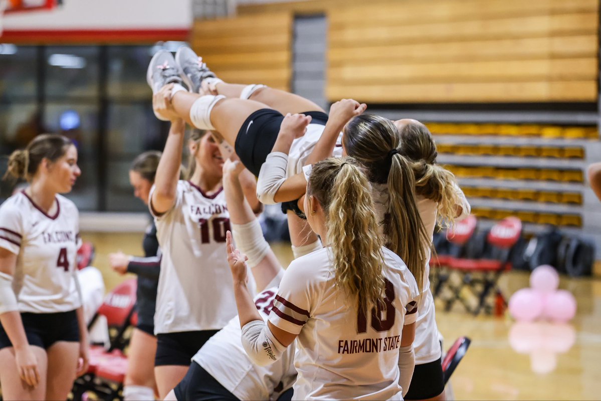 CoachHinkle's tweet photo. Counting down the days until I don’t know all the crazy things the MEC’s Best Bench does until I see photos after and to get back with this squad. https://t.co/4mlJikaGlZ