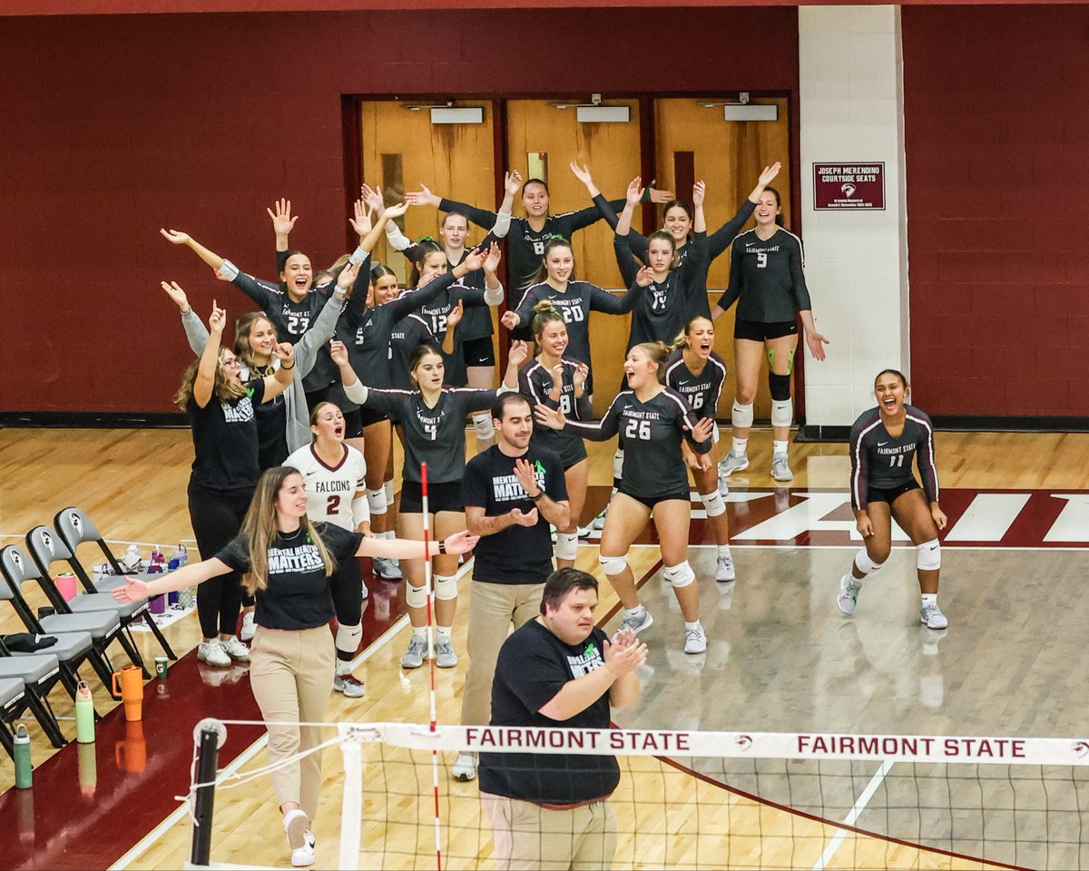 CoachHinkle's tweet photo. Counting down the days until I don’t know all the crazy things the MEC’s Best Bench does until I see photos after and to get back with this squad. https://t.co/4mlJikaGlZ