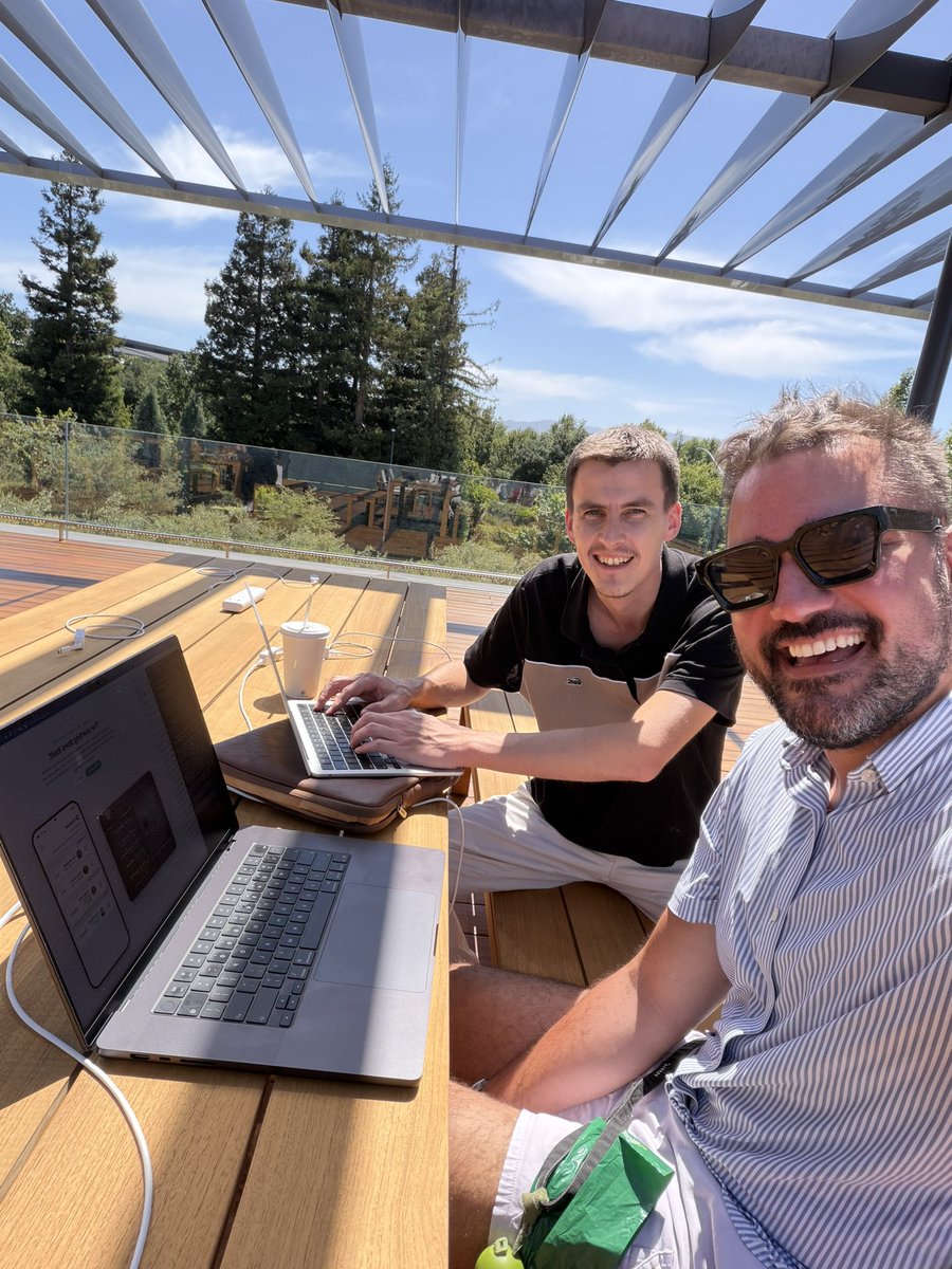 jp's tweet photo. WWDC eve at Apple Park 🍎🌈 https://t.co/aOjcX4EkDv