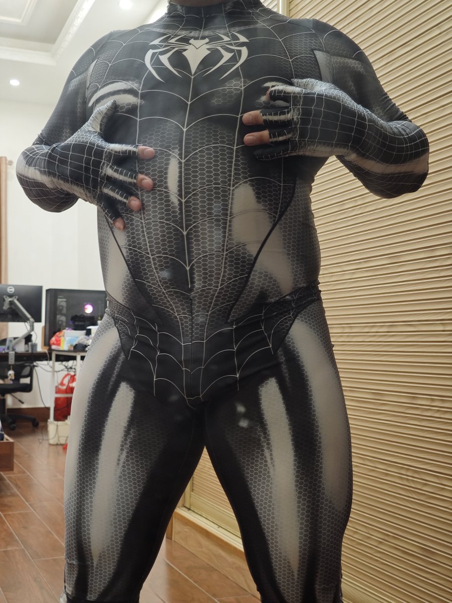 XjhRuby's tweet photo. 账号限流得厉害，我在其他人的推文和回复下面回复都会被屏蔽或者说吞掉🥺
但是拍了的照片不发就浪费了🤩
大家如果喜欢就专注转发呀，或者私聊和在这下面回复，但是在推文下回复的话我也没办法恢复你就是了😭 https://t.co/HRhDCppWhJ