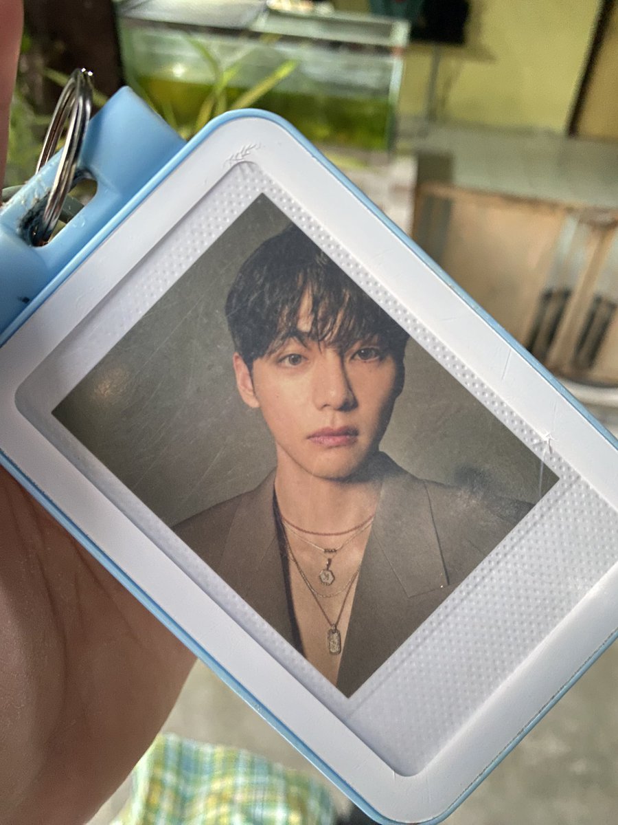 kvsashh's tweet photo. otw sa school with vvvvv^^

late post ako nak🥺🥺👉👈 https://t.co/YIcCxshXGs
