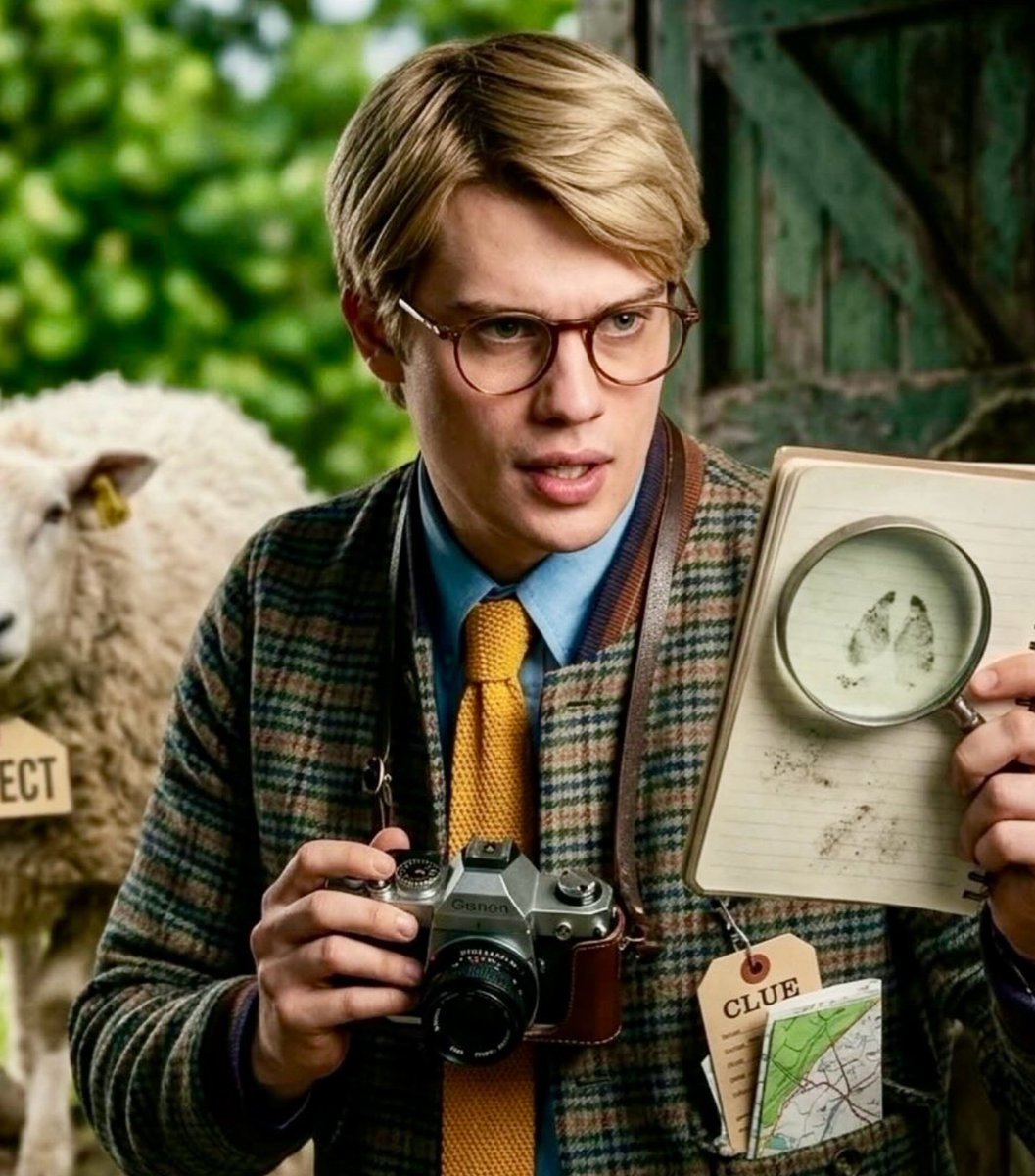 NexusPointNews's tweet photo. Nicholas Galitzine has two films in theaters currently:

• ‘The Sheep Detectives’
• ‘Masters of the Universe’ https://t.co/mBHfQrKtni