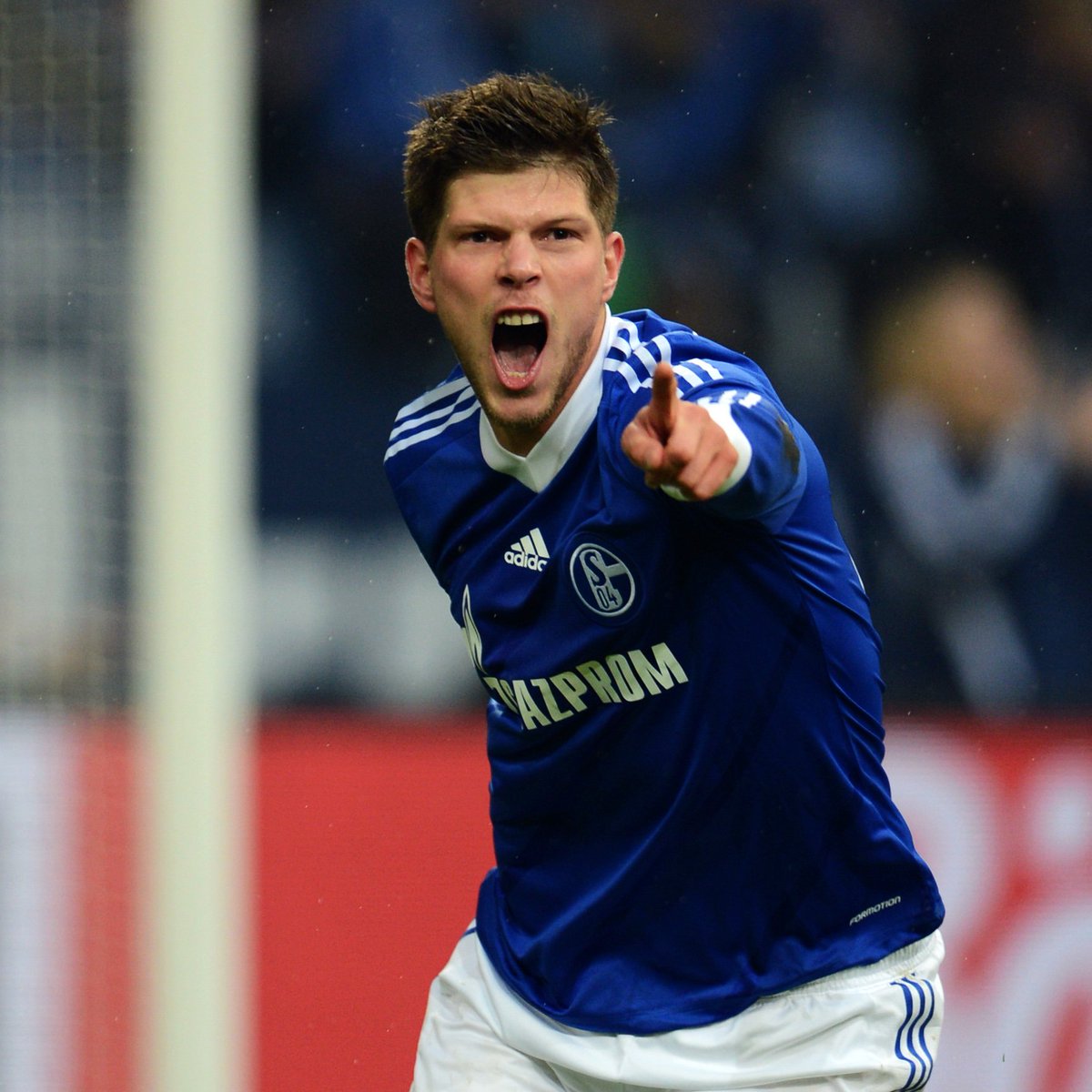 footballcritix's tweet photo. 🗣️ Klaas-Jan Huntelaar: "Kariyerim boyunca gol atmak dışında hiçbir şeyle ilgilenmedim. Real Madrid ve Milan'da oynarken bana 'modern futbola uymuyorsun, çok durağansın' dediler. Schalke ve Ajax'a geri dönüp yüzlerce gol atmaya devam ettim. Bir forvetin tek bir görevi vardır, o da topu ağlara göndermektir."