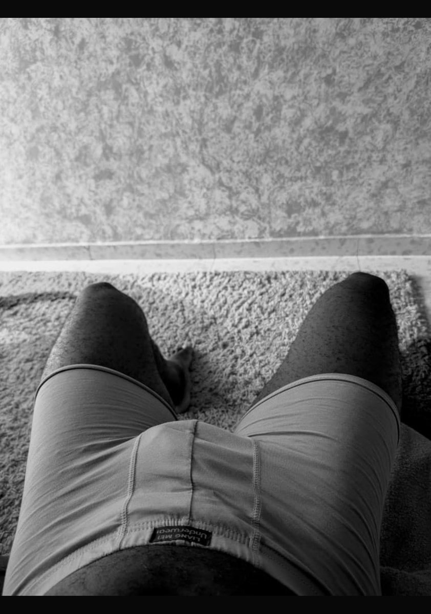Bbcking237's tweet photo. Lazy Sunday at home, who wants to join me? https://t.co/TXwh5hY0Sh