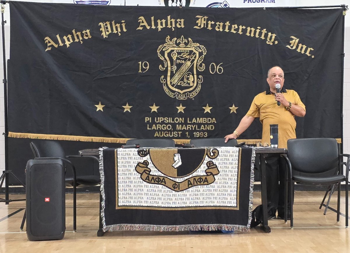 ADOSMD's tweet photo. ADOS Maryland attended the Men's Forum in Seat Pleasant, Maryland. Alpha Phi Alpha fraternity sponsored the event. The Topics: Food insecurity, Food swamps and how both affect Black men. 
Thank you for having us! https://t.co/wmRc4o7HGO