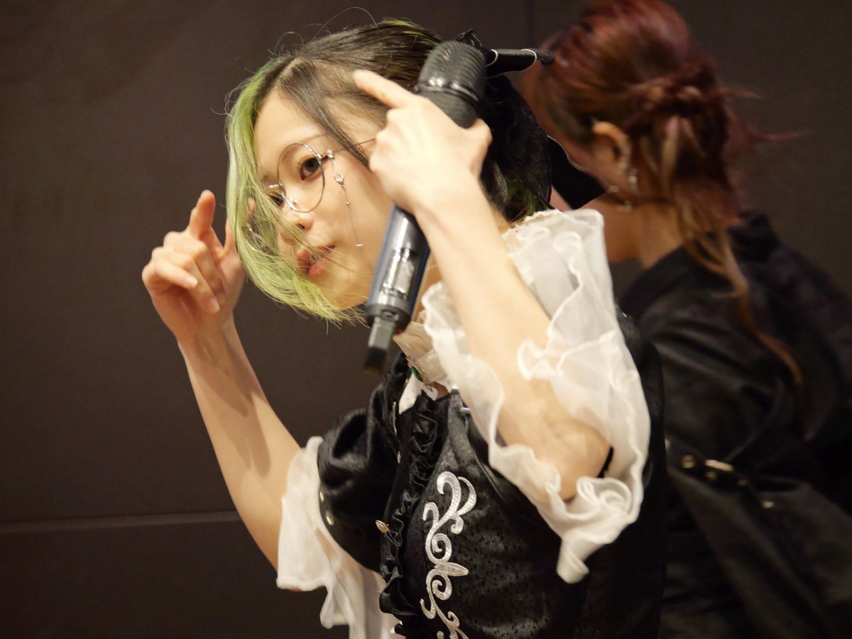 sieg1201's tweet photo. 2/27 ヨドバシカメラ梅田
神薙-時うさぎ-
冰翠ちゃん
パート2 https://t.co/VMrqlLTxLB