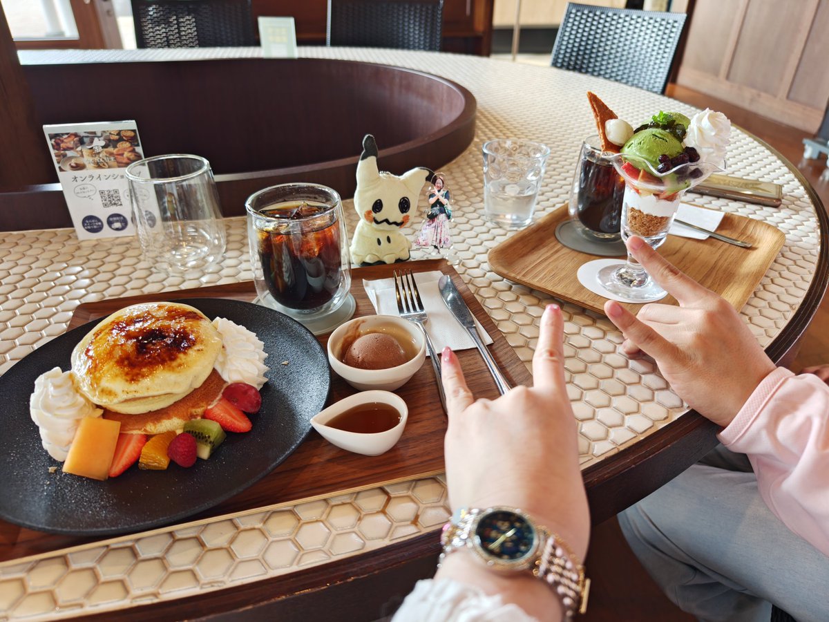 Fuzzy_Snow's tweet photo. 写真見返してたら金土日ぜんぶパンケーキ食べてた🥞✨ https://t.co/sDtPkEK9Zc