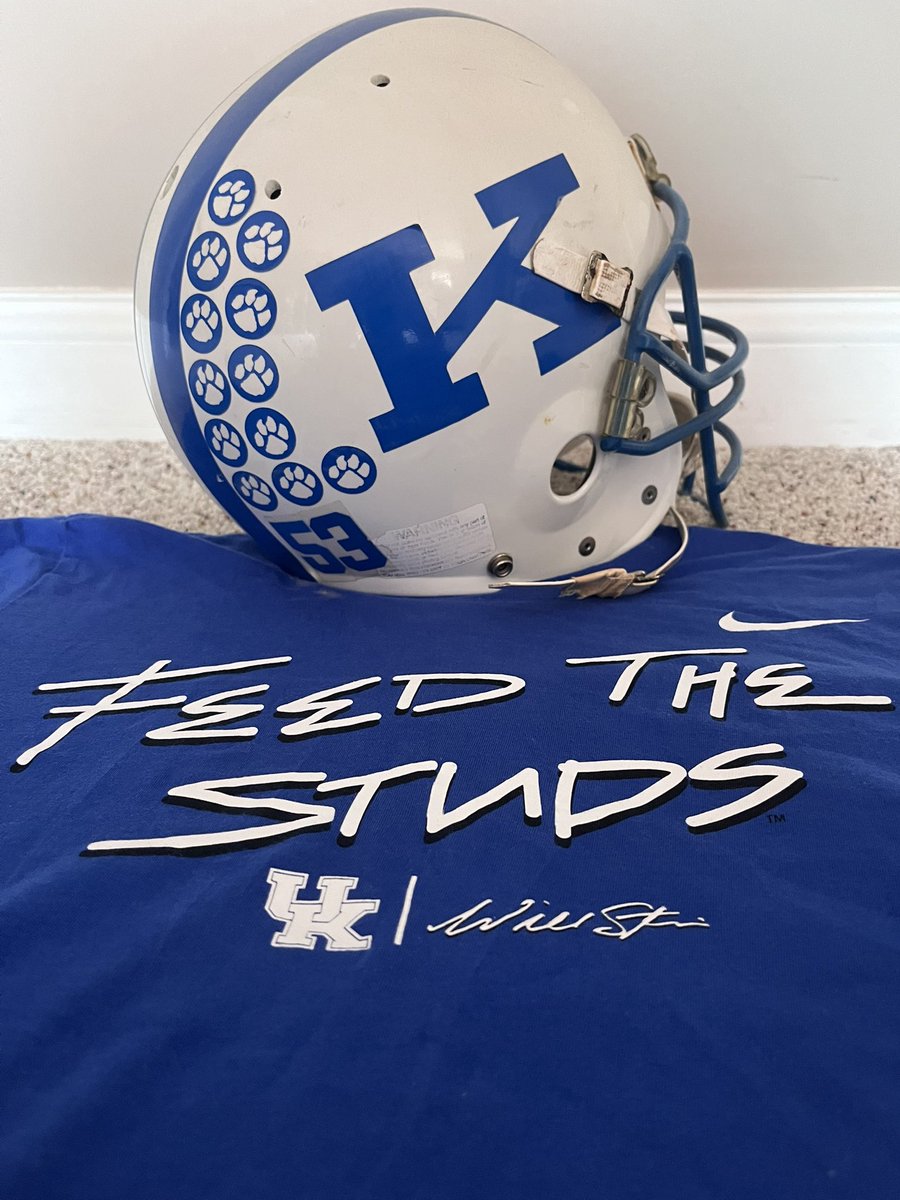 Colton_Kremer's tweet photo. Excited for UK camp in Lex Wednesday! @CoachWillStein Our Dads (@extackler53 &amp; Matt Stein) wore the Power K together… #BRINGITBACK #FEEDTHESTUDS 

@UKFootball @HighlandsFB https://t.co/1xQDZia4X4