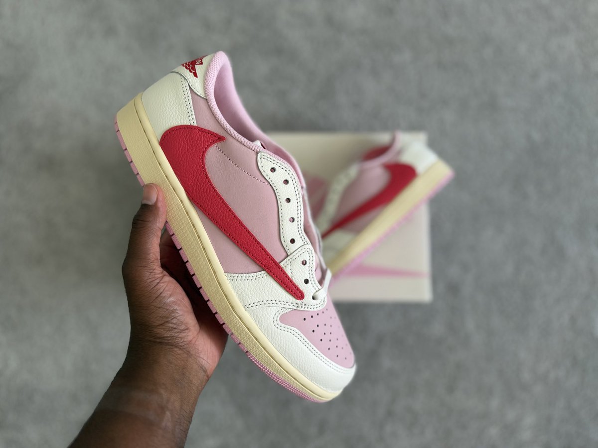 blvzingkicks's tweet photo. TRAVIS SCOTT x JORDAN 1 LOW “TROPICAL PINK”‼️ https://t.co/xTtQCy2E2e
