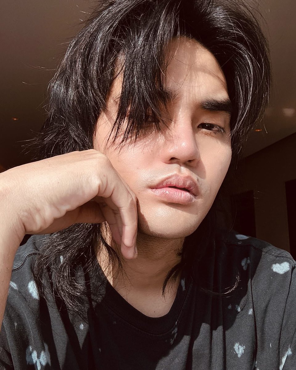 vestspins's tweet photo. one of your best photos sksksgzbznz good morning @imszmc https://t.co/WTymjasQ1G