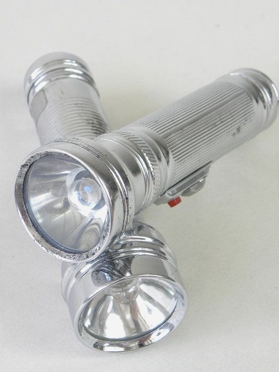 onmyway1133's tweet photo. Does anyone have any idea what exactly this thing is used for? https://t.co/ZdqsW3YS2v
