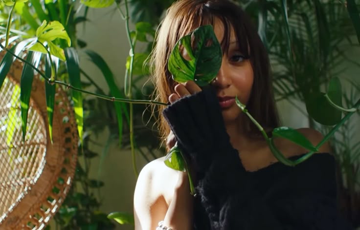 myisanrio_'s tweet photo. Ი︵𐑼  caçando moots dia 1 até o 100!
          ────୨ৎ────
۶ৎ ela / dela
۶ৎ sou fã do twice, illit, aespa, ive e quase todos os ggs  ! , 
۶ৎ acho que gosto de apenas 1 bg que seria o BTS ¡

۶ৎ #stantwt #kpoptwt #moots #twice #illit #aespa #ive 

♡ or ↺ = moot https://t.co/G05DhIizaU
