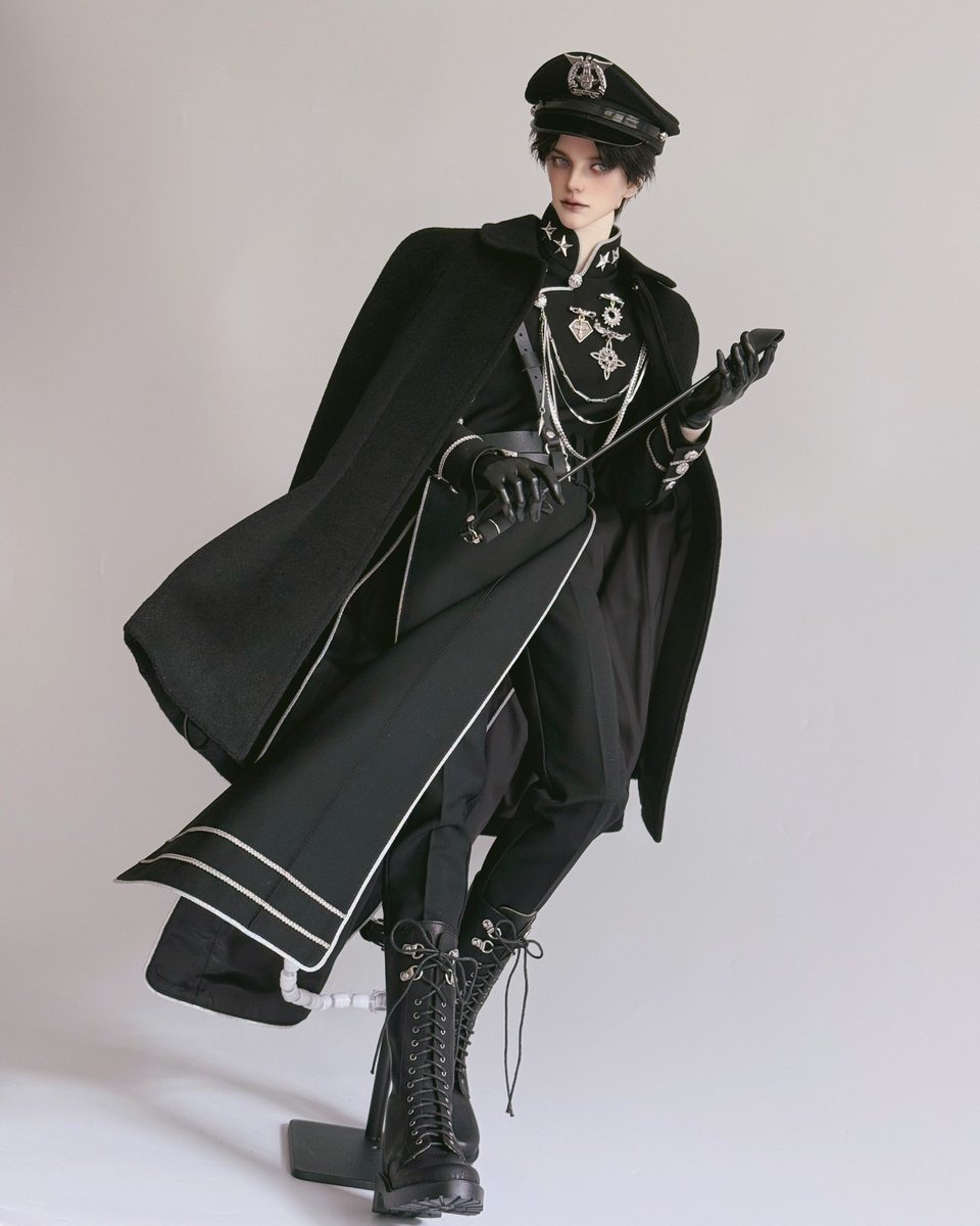 sfsakana's tweet photo. 1年ぶりにFelixが新しいメイクでお帰りです。 🖤

#bjd #rosettadoll https://t.co/7jHyiNumVI