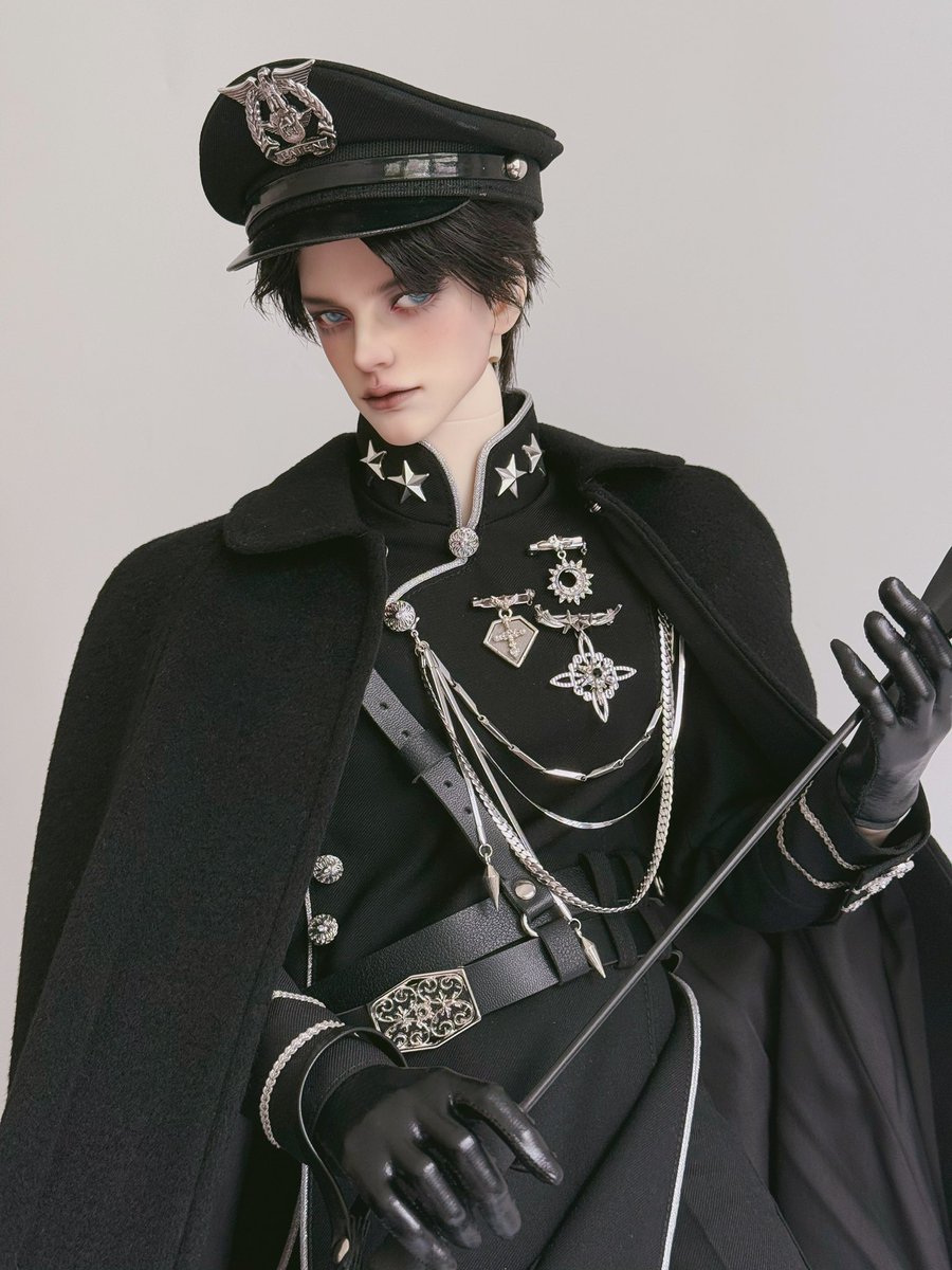 sfsakana's tweet photo. 1年ぶりにFelixが新しいメイクでお帰りです。 🖤

#bjd #rosettadoll https://t.co/7jHyiNumVI