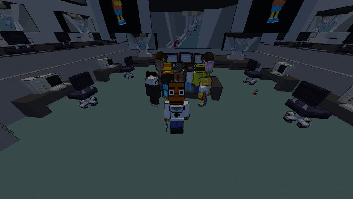 bersty06's tweet photo. Muchas gracias a todos por participar y sobre todo muchas gracias a @ccrownstudios por llevar el evento a cabo también agradecer a los sponsors @camiloMora40988 y @jose90YT, sobre todo a @06Pugg por el apañe 🍩🤡 https://t.co/fG4N9M8CUj