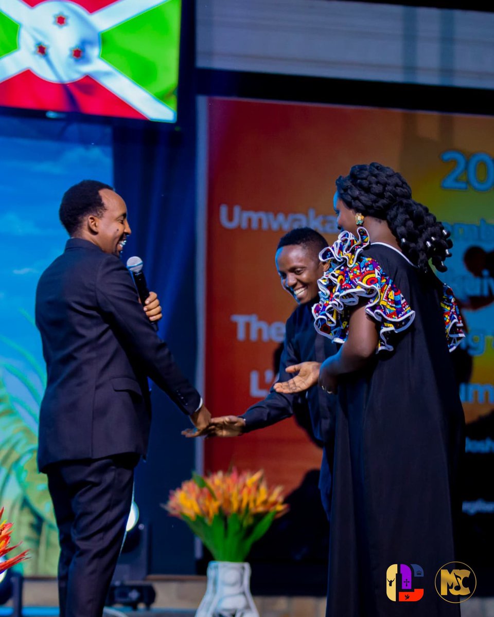 masezeranojc's tweet photo. WORSHIP LIKE NEVER BEFORE hamwe na #INGANJI_FESTIVAL 

MBEG’IJORO RIDASANZWE!!!
NTA RINDI ZINA RIVURWA, RIHIMBAZWA, RIDUKORANIJE ATARI IZINA RY’UMWAMI YESU. 

NI UBUNTU BW’UBU MANA 
WUMV’AMAHORO MENSHI CANE NCUTI YANJE 
#MASEZERANO
#IHIMBAZWE
#WAMCNY https://t.co/xr7rrLAgdG