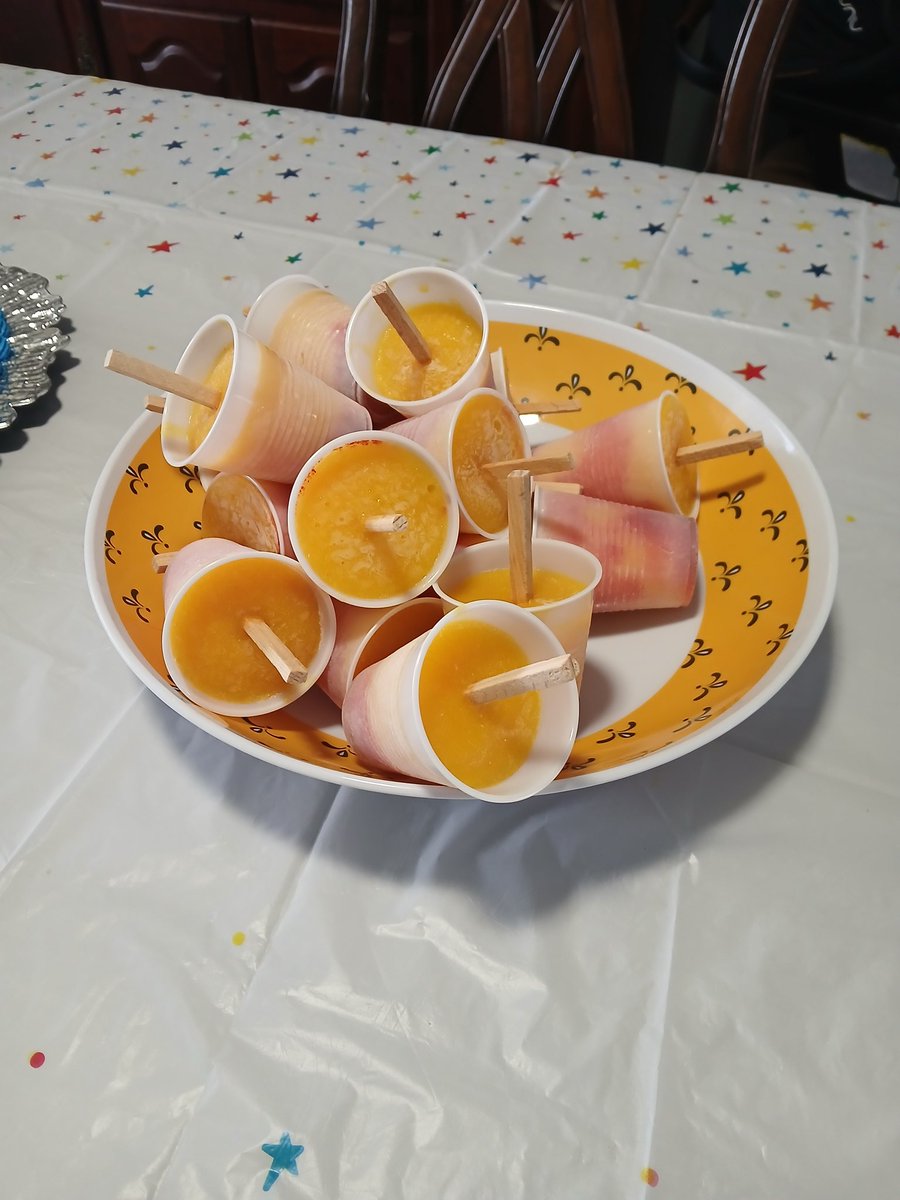 TLocV's tweet photo. Party time! 🥳 https://t.co/9rD4TfZAaX