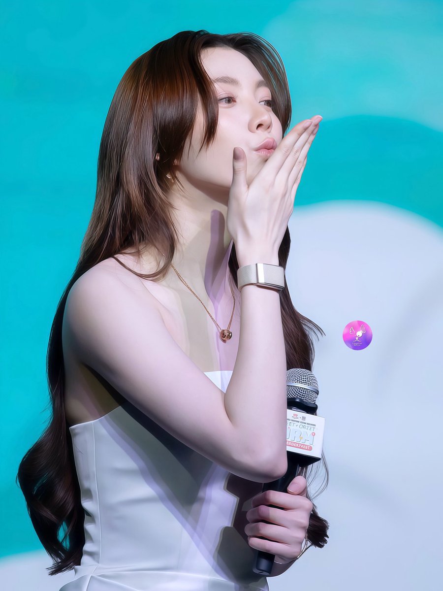 thisisbowwww's tweet photo. @Jaan_Me0w จุฟเร็กกกกกก

ORM FACE OF LOLANE
#ORMxLolaneNatureCodeBotanic https://t.co/vVJbfQVYql