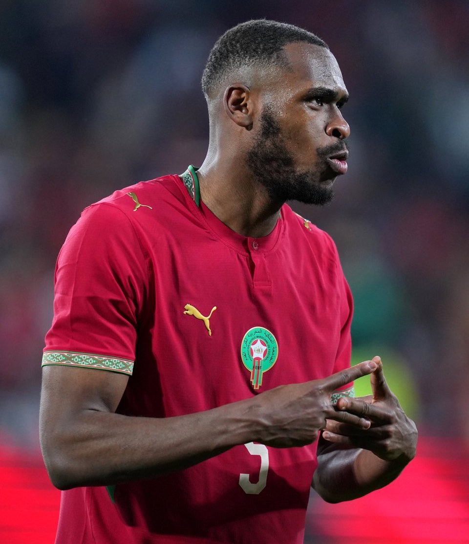 FRMFXtra's tweet photo. 4 touches de balle en 75 minutes pour Haaland. 

Le plus faible total de sa carrière en tant que titulaire depuis 2019. 😱

Issa Diop l’a mis dans 𝗦𝗔 𝗣𝗢𝗖𝗛𝗘 🔒🇲🇦 https://t.co/iFmz6OrInn