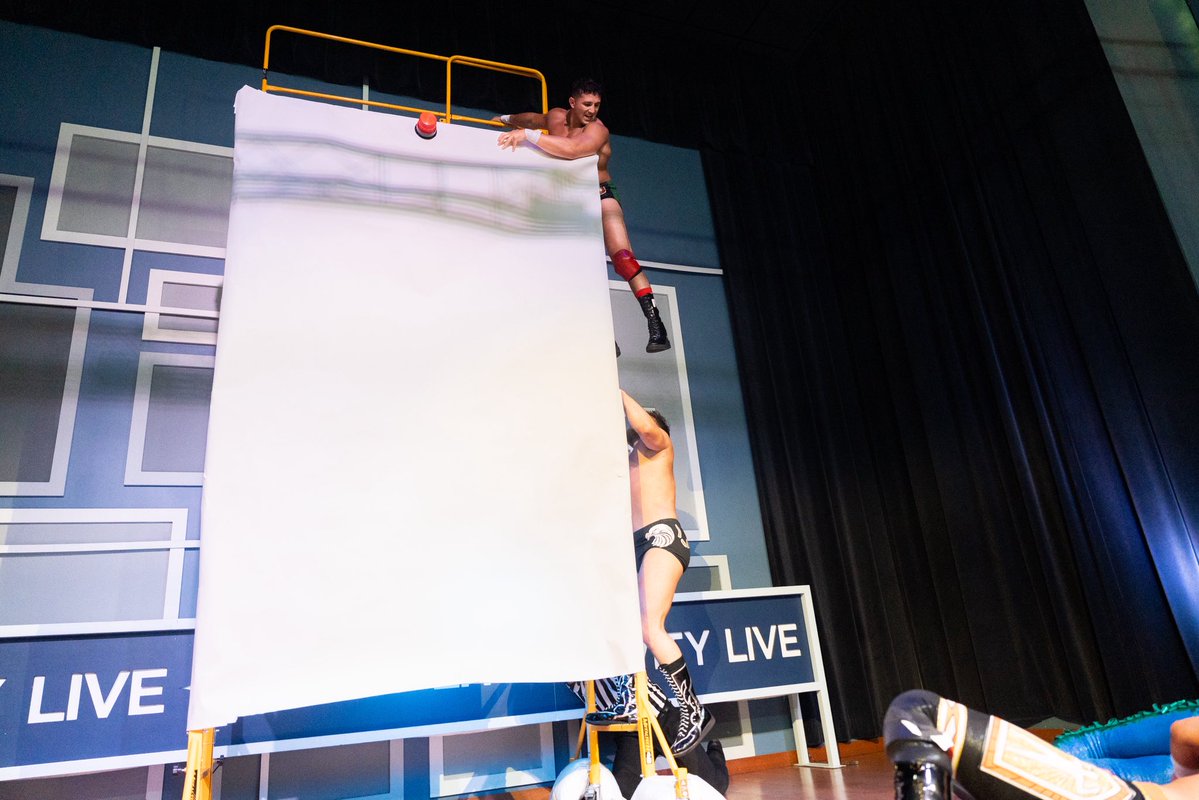 RealRayJaz's tweet photo. Take the leap. Eventually, you’ll land. #SundaySauce #JerseyLegend #Gotham #Win #Wrestle https://t.co/DtSazqYDLp