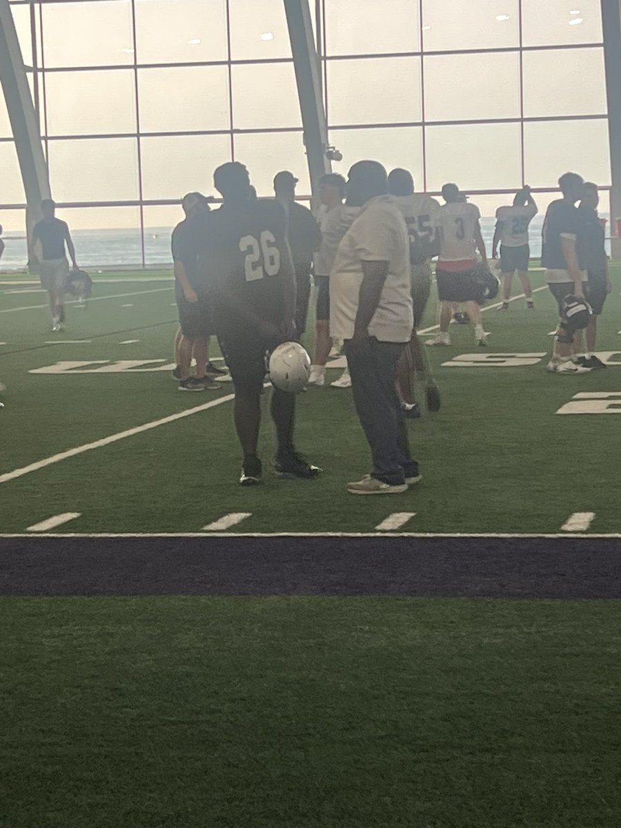elyjah_brooks79's tweet photo. Big thanks to the whole staff for having me out yesterday . I had a great time on campus, really appreciated the opportunity, and loved seeing everything in person. Looking forward to being back soon and checking out a game this fall. 
@CoachMontag @NUFBFamily @NUFBRecruiting https://t.co/GrRJzVO8wT