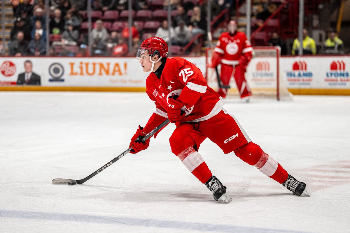 IceMetrix's tweet photo. Which Team would you rather Draft

- Gavin McKenna | Viggo Bjorck | Carson Carels 

- Ivar Stenberg | Caleb Malhotra | Chase Reid 

#NHL #NHLDraft #NHLDraft2026 #NHLCombine https://t.co/wDlt2L0SQC