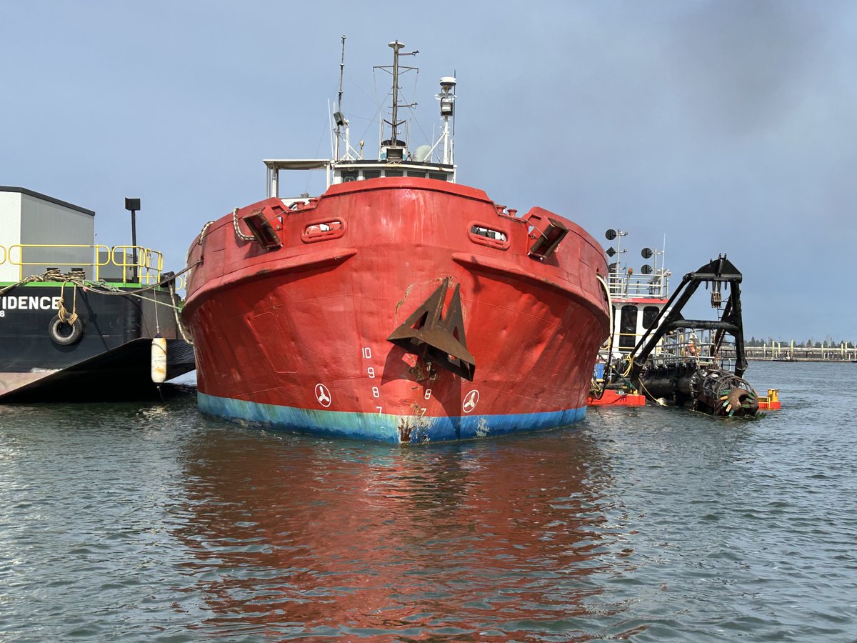 MarkKTozer's tweet photo. I’m excited to be part of the working group helping guide the creation of the new dive wreck, the MV Andrew Wilson. This 40m x 10m construction vessel has been donated to the South Australian Government https://t.co/MSjSmdkGut