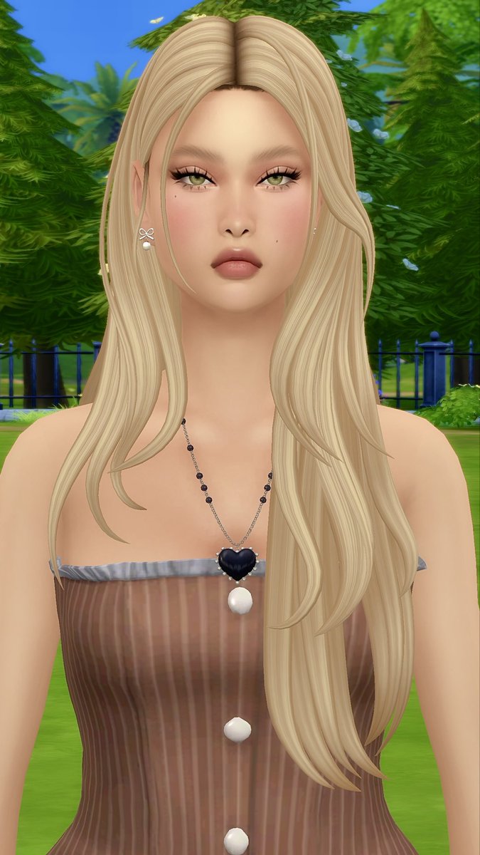 Enriques4cc's tweet photo. I created 5 new items inspired by Kpop fashion! its on my patreon for early access, in collaboration with Bluerosesims (she made the outfits hehehe) 🤍🤍🤍

🔗 https://t.co/OlzdcKtlqS https://t.co/8hQ6KP5tjU