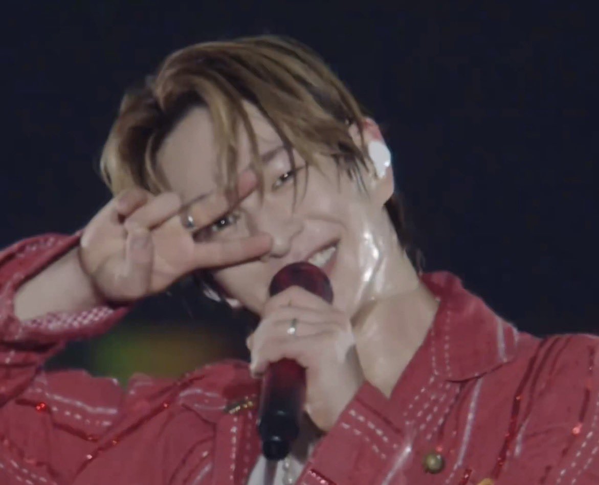 m_jinki0's tweet photo. 𝐌𝐚𝐤𝐞 𝐦𝐞 𝐜𝐨𝐥𝐨𝐫𝐟𝐮𝐥______✨✨ https://t.co/shYaqgFyZn