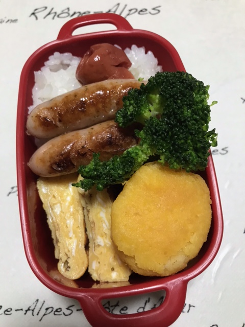 4444moisture's tweet photo. おべんと

#お弁当記録 #お弁当 #料理記録 #家庭料理 #晩ご飯 #晩ごはん #作り置き https://t.co/iwWvrP2931