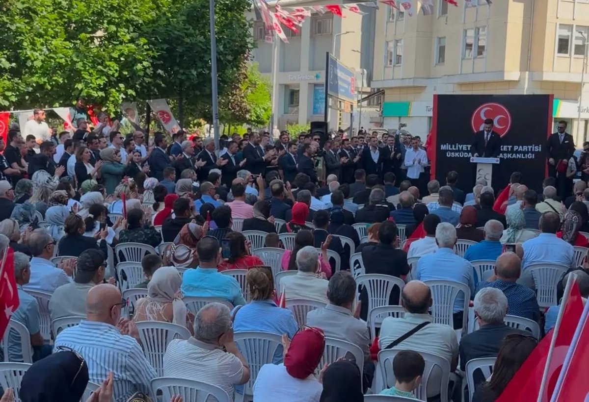 rahmancanmhp's tweet photo. MHP Üsküdar yeni İlçe Başkanlık binamızın açılışını hayır dualarıyla ve İl Başkanımız Sn. @bbvolkanyilmaz ’ın hitaplarıyla gerçekleşti.

Üsküdar İlçe Başkanımız Sn. Mustafa Gider’e,  dava arkadaşlarımıza teşekkürlerimizi sunarız. https://t.co/QuNZkJTXoH