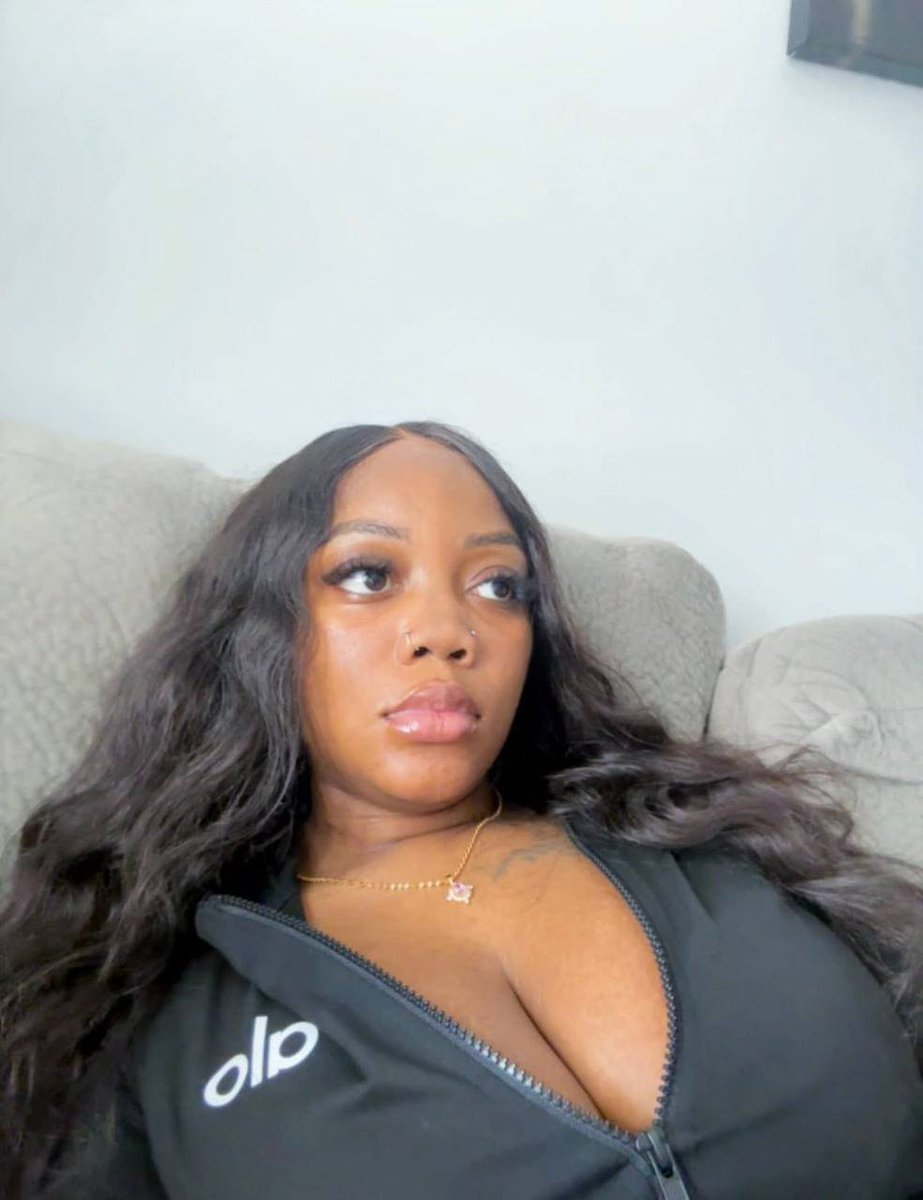 JADAiek7j's tweet photo. Just need a man who wants only me #me #sideways #huhhhh https://t.co/qhoOTOyrjw