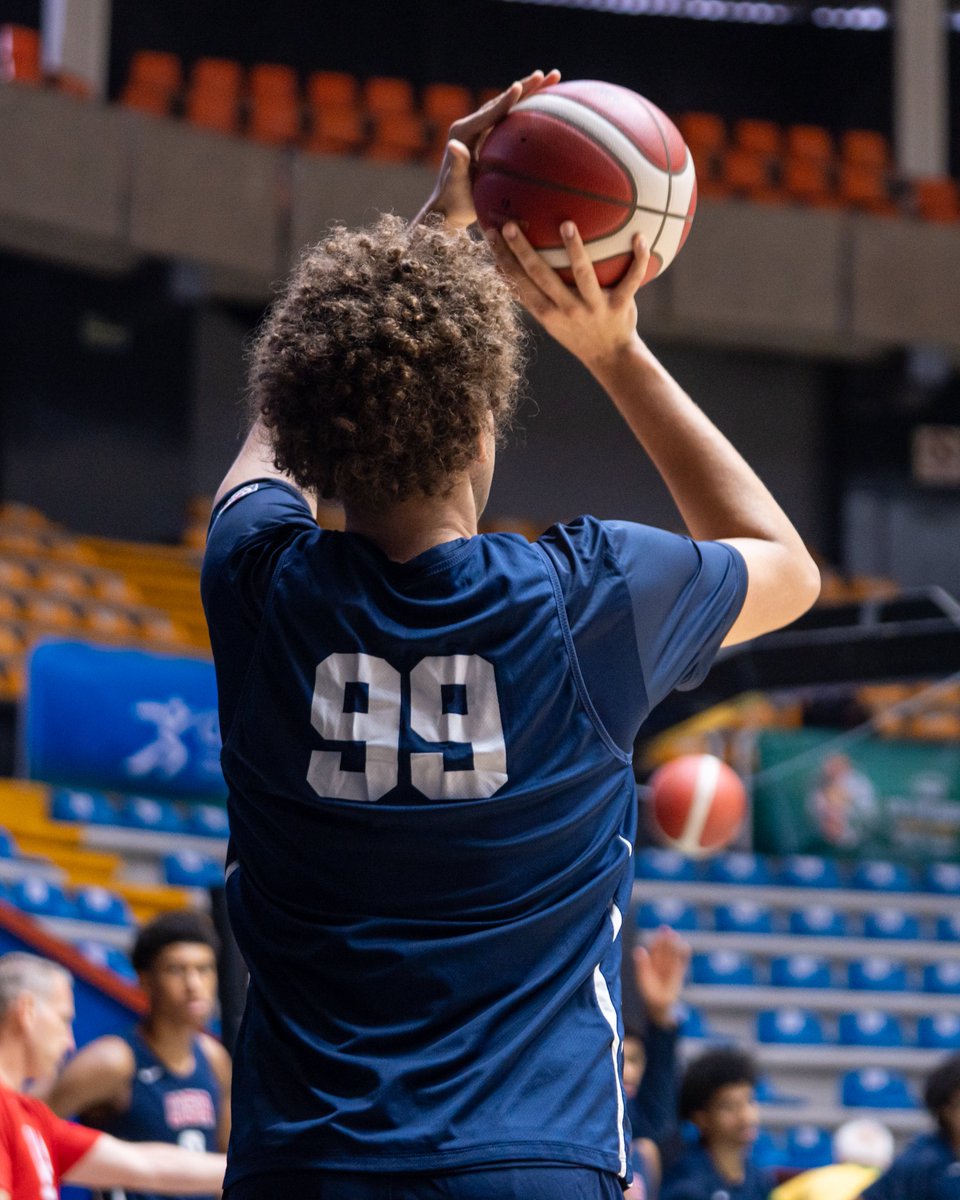 usabjnt's tweet photo. The Prep for Golden Glory ⭐️💪

The 🇺🇸 #USABMU18 will face 🇨🇦 Canada TONIGHT at 10 pm ET in the #U18AmeriCup Final! https://t.co/6AHVxyoQvM