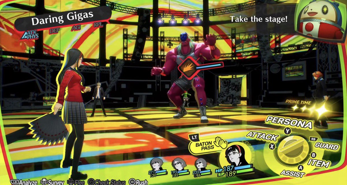 winteryournight's tweet photo. man i am in LOVE with how they’re playing into the tv set aesthetic in the battle and the ui. The battlefield turning into an entire tv set when activating their team move?? i love all of the screens + the ui showing a tv knob for all of the battle options, ITS SO GOOD https://t.co/BJHJe2uAZR
