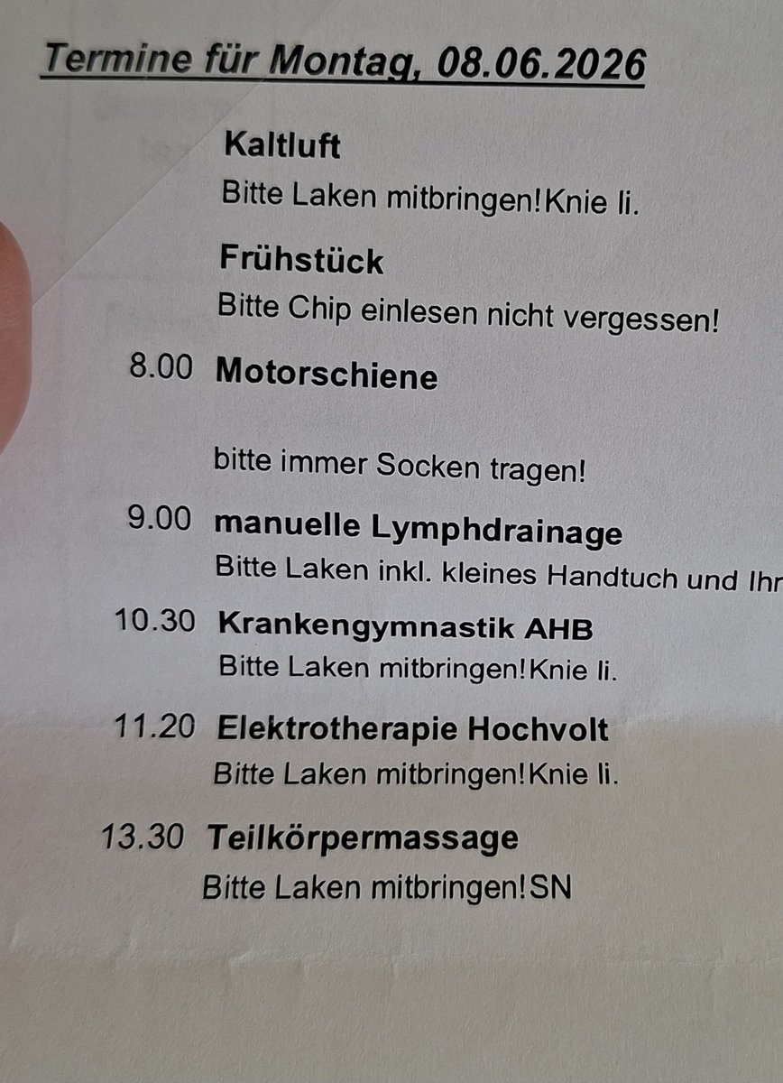 dieluschi's tweet photo. Montage können schlimmer sein 😊 https://t.co/fWxaCnHnEo