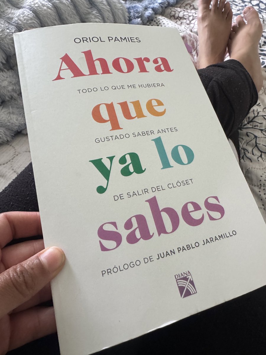 Damaris15D's tweet photo. Les anuncio que tendremos una cápsula literaria muy muy íntima este 27 de junio 🏳️‍🌈 #pride https://t.co/3QiHhi63a5
