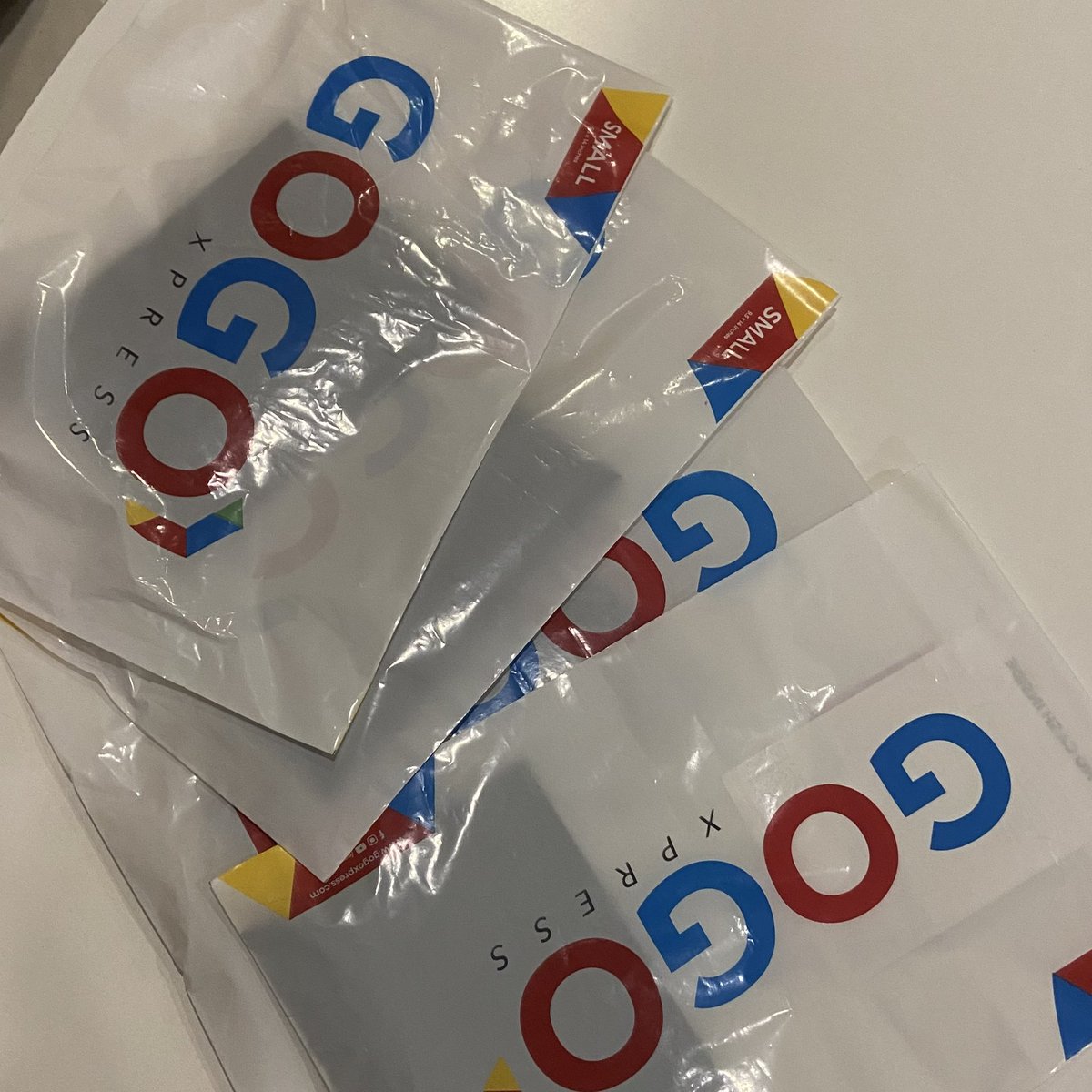 markcouvr's tweet photo. #neotifyed 

updates re lfm b1/b2 and mh rih keyrings! 

- GGX BATCH 3 SHIPMENT (6/5) ✅
- LFM B1 MH RIH KRS JNT BATCH 3 SHIPMENT (6/7) ✅ 
- LFM B2 JNT BATCH 3 SHIPMENT (6/7) ✅ 
- FOR SDD ORDER/S : please send me a dm po on tg instead kasi hindi po nagnonotif yung messages 🥲+ https://t.co/imTbFbKvtc