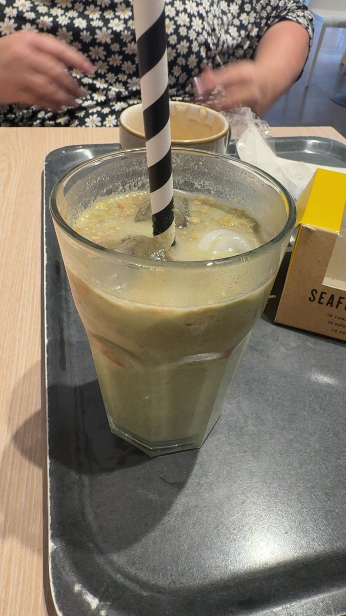 Jess_hooperr's tweet photo. Expectation vs reality 😭😂
What even was this 😱
@marksandspencer https://t.co/Z7lEwDZpoB