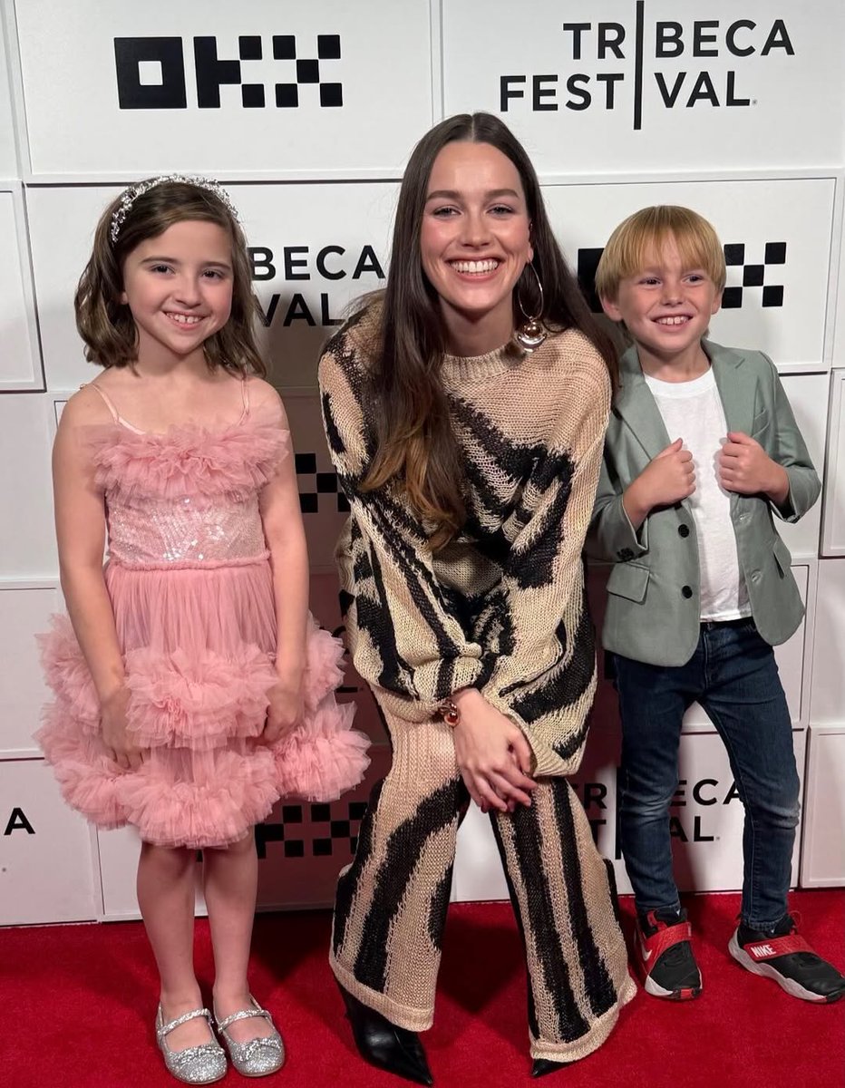 Victoria Pedretti Updates 🍒 tweet media